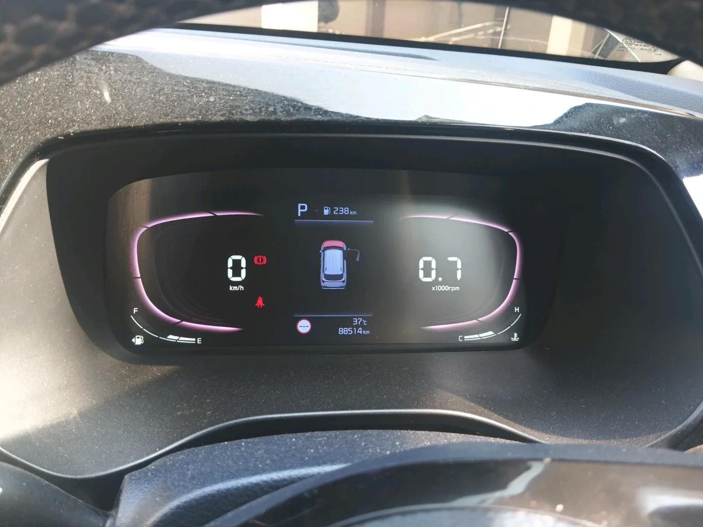 2022 KIA CARENS LUXURY PLUS 1.5 DIESEL AT 7 STR, Diesel, Automatic, 90,200 km, interior
