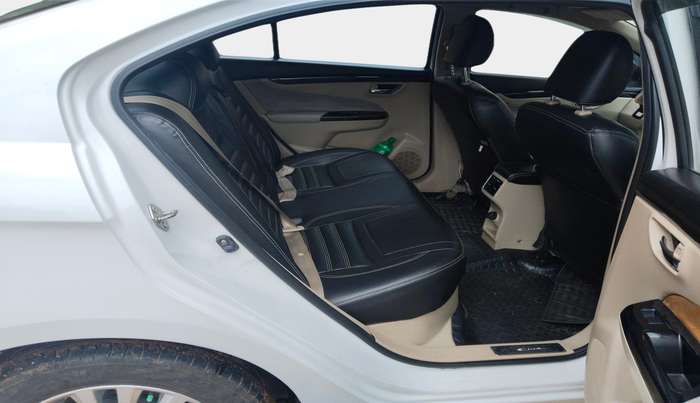 2016 Maruti Ciaz ZDI SHVS, Diesel, Manual, 86,864 km, interior