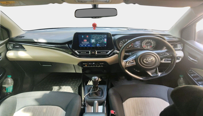 2022 Toyota Glanza V, Petrol, Manual, 75,391 km, interior