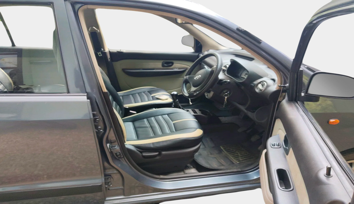 2010 Hyundai Santro Xing GLS, Petrol, Manual, 1,00,445 km, interior