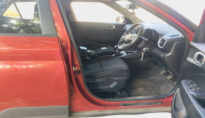 2019 Hyundai VENUE SX 1.0 TURBO, Petrol, Manual, 65,886 km, interior