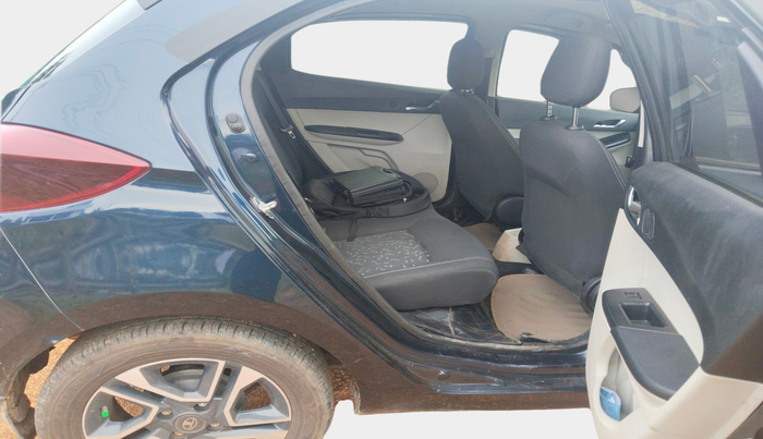 2022 Tata Tiago XZ PLUS PETROL, Petrol, Manual, 49,847 km, interior