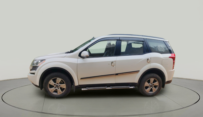 2014 Mahindra XUV500 W8, Diesel, Manual, 1,17,924 km, exterior