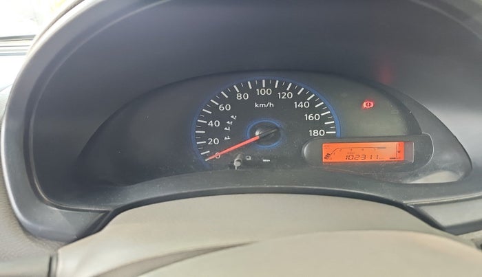 2015 Datsun Go Plus T, Petrol, Manual, 1,02,311 km, interior