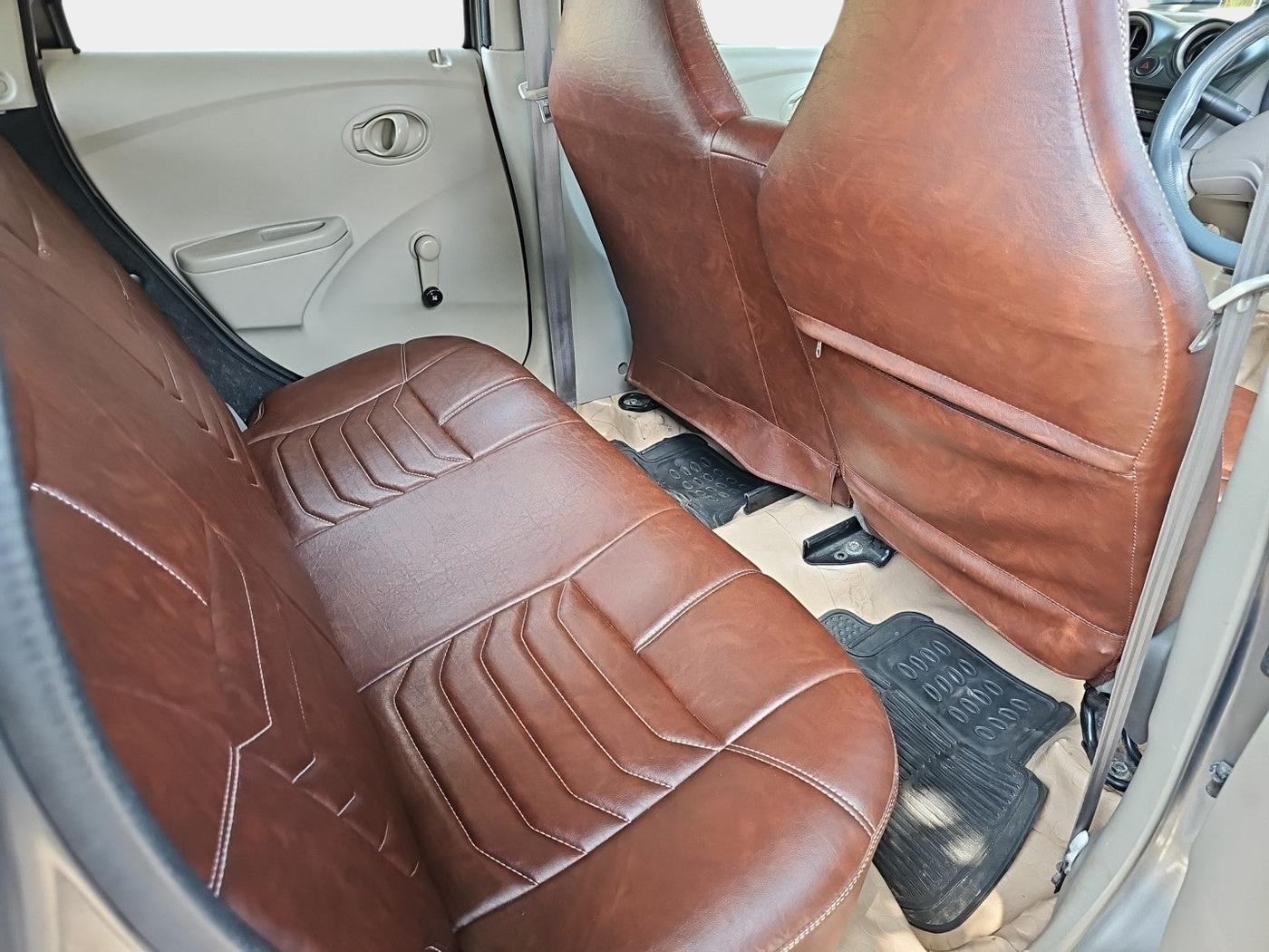 2015 Datsun Go Plus T, Petrol, Manual, 1,28,670 km, interior
