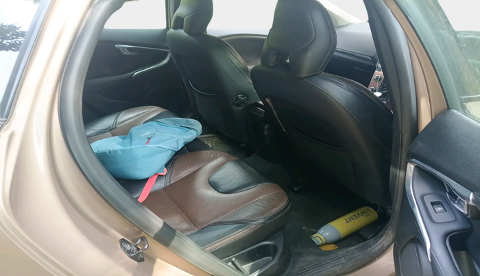 2013 Volvo V40 Cross Country D3, Diesel, Automatic, 94,593 km, interior