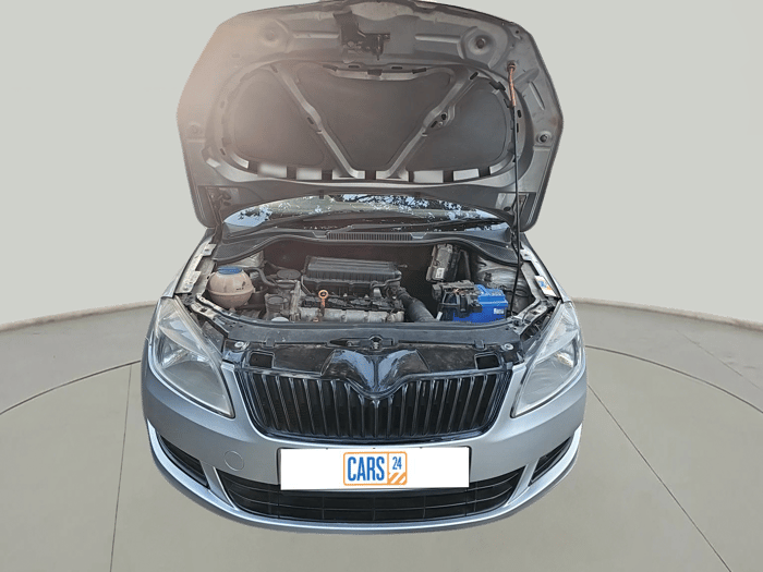 2012 Skoda Rapid 1.6 MPI ACTIVE, Petrol, Manual, 1,50,000 km, exterior
