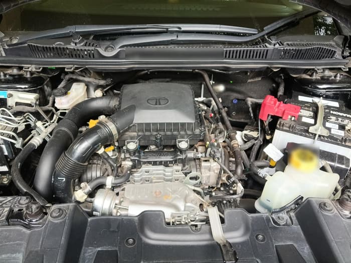 2024 Tata NEXON Fearless 1.2 Revotron 7DCA Dark Edition, Petrol, Automatic, 6,200 km, exterior