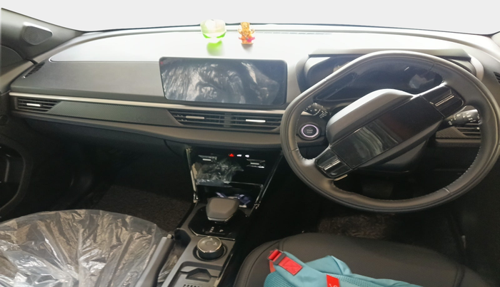2024 Tata NEXON Fearless 1.2 Revotron 7DCA Dark Edition, Petrol, Automatic, 5,171 km, interior