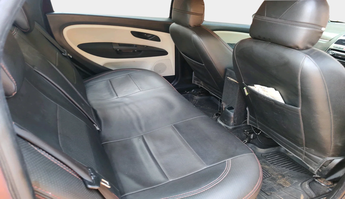 2016 Fiat Linea CLASSIC 1.4 L, Petrol, Manual, 63,843 km, interior