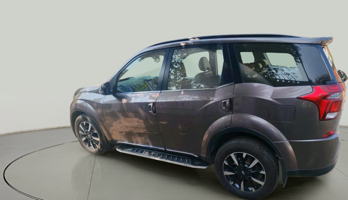 2018 Mahindra XUV500 W11, Diesel, Manual, 1,64,236 km, exterior