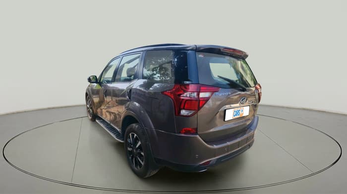 2018 Mahindra XUV500 W11, Diesel, Manual, 1,64,236 km, exterior
