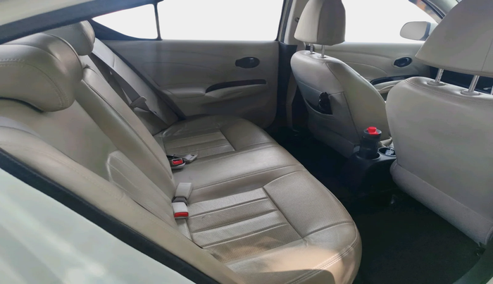 2017 Nissan Sunny XV CVT, Petrol, Automatic, 53,356 km, interior