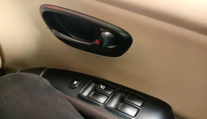 2010 Hyundai i10 MAGNA 1.2, Petrol, Manual, 65,634 km, interior