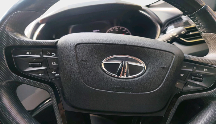 2021 Tata Harrier XZA PLUS 2.0L DARK EDITION, Diesel, Automatic, 1,27,198 km, interior