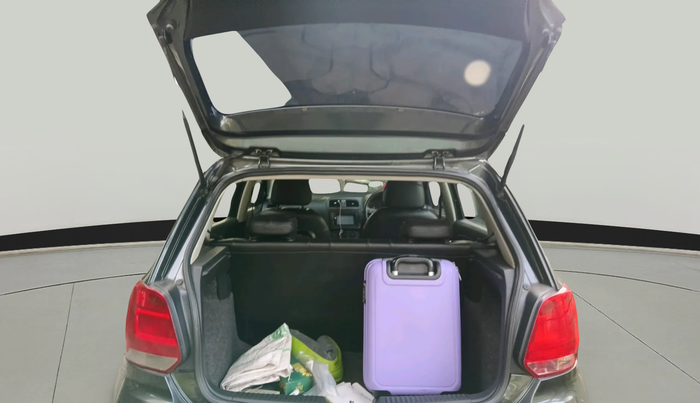 2017 Volkswagen Polo TRENDLINE 1.2L PETROL, Petrol, Manual, 1,37,230 km, exterior