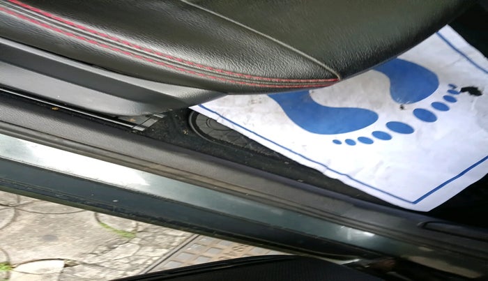 2017 Volkswagen Polo TRENDLINE 1.2L PETROL, Petrol, Manual, 1,37,230 km, interior