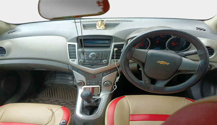 2010 Chevrolet Cruze LT, Diesel, Manual, 1,50,003 km, interior