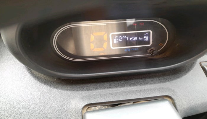 2023 Tata MAGIC EXPRESS 10 STR Petrol, Petrol, Manual, 11,581 km, interior