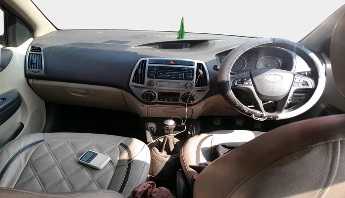 2014 Hyundai i20 SPORTZ 1.2, Petrol, Manual, 68,374 km, interior