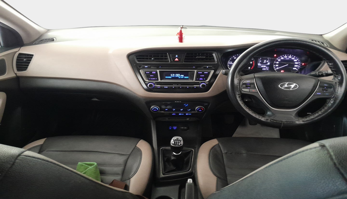 2015 Hyundai Elite i20 SPORTZ 1.4 CRDI, Diesel, Manual, 69,815 km, interior