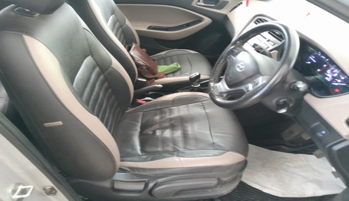2015 Hyundai Elite i20 SPORTZ 1.4 CRDI, Diesel, Manual, 69,815 km, interior