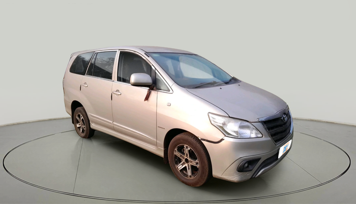 2015 Toyota Innova 2.5 GX 7 STR, Diesel, Manual, 1,18,588 km, exterior