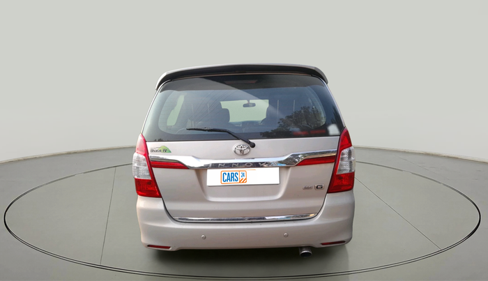 2015 Toyota Innova 2.5 GX 7 STR, Diesel, Manual, 1,18,588 km, exterior