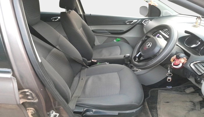 2018 Tata Tiago XZ PETROL, Petrol, Manual, 57,208 km, interior