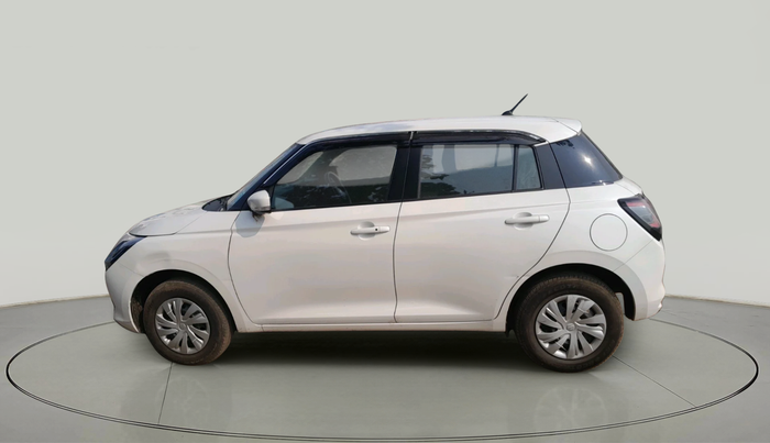 2024 Maruti Swift VXi (O), Petrol, Manual, 12,895 km, exterior