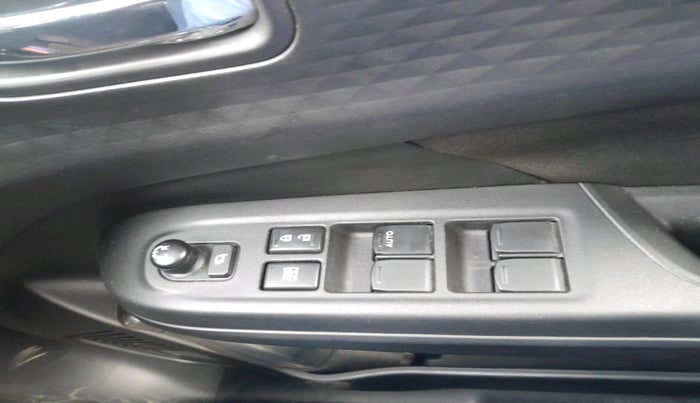 2024 Maruti Swift VXi (O), Petrol, Manual, 12,895 km, interior