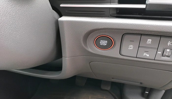 2025 Hyundai Creta SX (O) 1.5 PETROL, Petrol, Manual, 8,028 km, interior