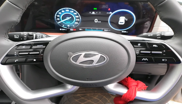 2025 Hyundai Creta SX (O) 1.5 PETROL, Petrol, Manual, 8,028 km, interior