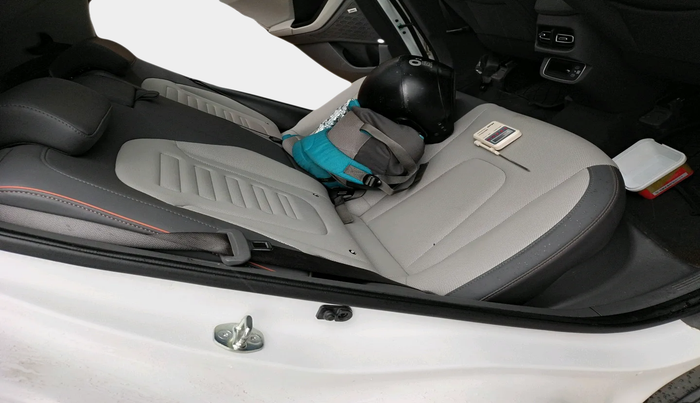 2025 Hyundai Creta SX (O) 1.5 PETROL, Petrol, Manual, 8,028 km, interior