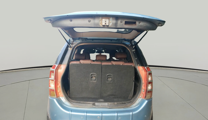 2013 Mahindra XUV500 W8, Diesel, Manual, 1,07,466 km, exterior