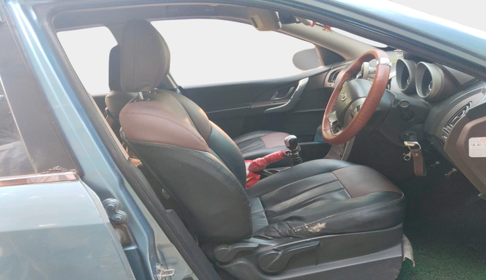 2013 Mahindra XUV500 W8, Diesel, Manual, 1,07,466 km, interior
