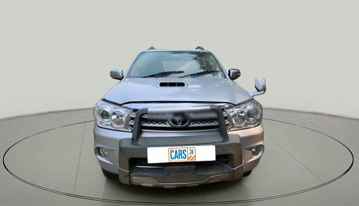 2011 Toyota Fortuner 3.0 4X4 MT, Diesel, Manual, 2,03,438 km, exterior