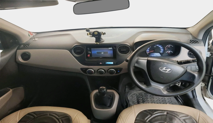 2014 Hyundai Xcent BASE 1.2, Petrol, Manual, 56,350 km, interior