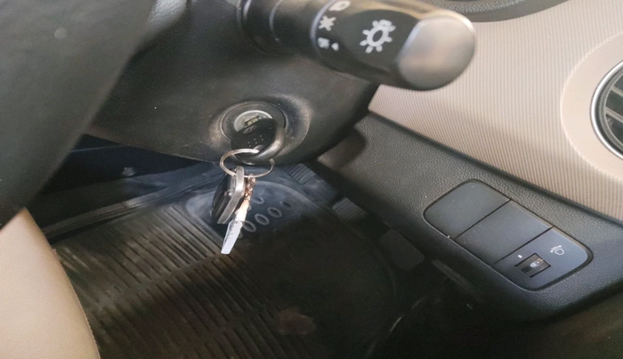 2014 Hyundai Xcent BASE 1.2, Petrol, Manual, 56,350 km, interior