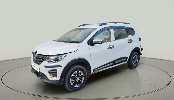 2022 Renault TRIBER RXE MT, Petrol, Manual, 64,420 km, exterior