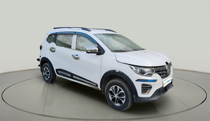 2022 Renault TRIBER RXE MT, Petrol, Manual, 64,420 km, exterior