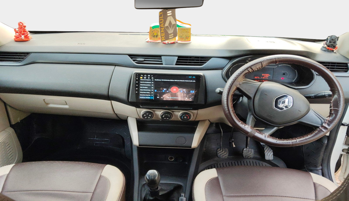2022 Renault TRIBER RXE MT, Petrol, Manual, 64,420 km, interior