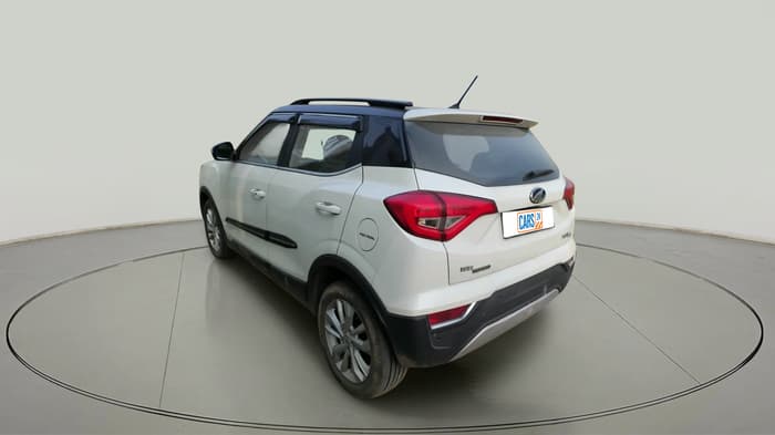 2020 Mahindra XUV300 W8 1.2 PETROL, Petrol, Manual, 15,350 km, exterior
