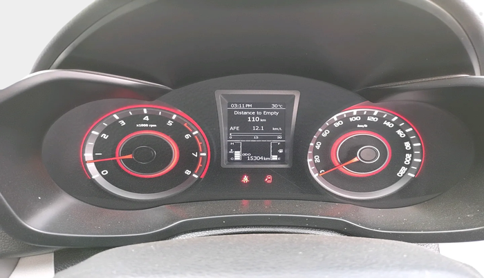 2020 Mahindra XUV300 W8 1.2 PETROL, Petrol, Manual, 15,304 km, interior