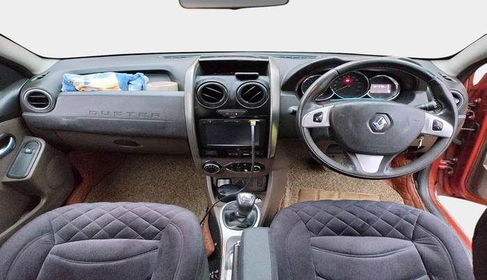 2017 Renault Duster 110 PS RXZ 4X2 AMT DIESEL, Diesel, Automatic, 1,37,770 km, interior