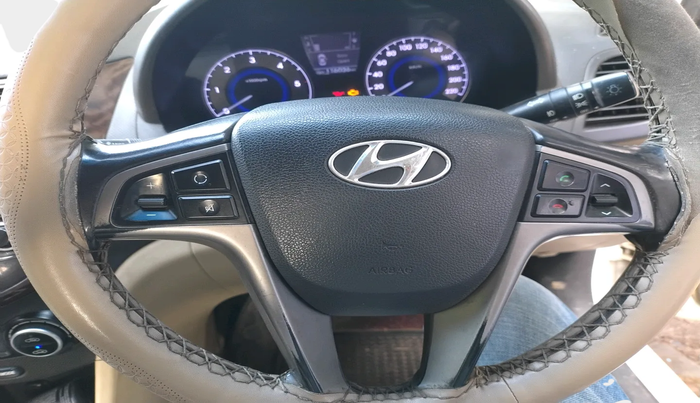 2015 Hyundai Verna FLUIDIC 1.6 CRDI SX 4S, Diesel, Manual, 1,16,036 km, interior