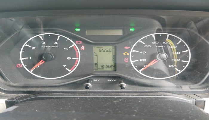 2020 Mahindra Scorpio S5, Diesel, Manual, 31,324 km, interior
