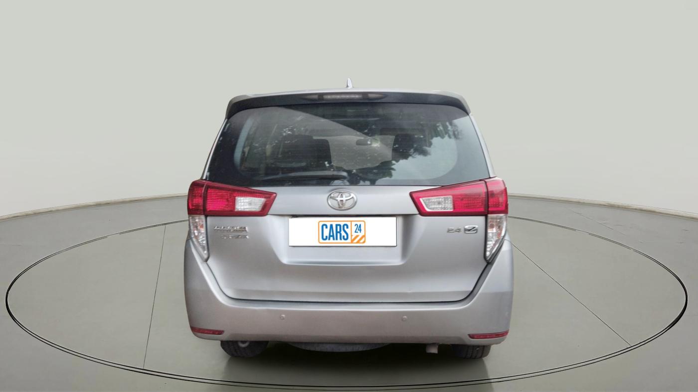 2016 Toyota Innova Crysta 2.4 ZX 7 STR, Diesel, Manual, 98,658 km, exterior