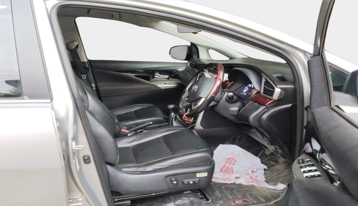 2016 Toyota Innova Crysta 2.4 ZX 7 STR, Diesel, Manual, 98,658 km, interior