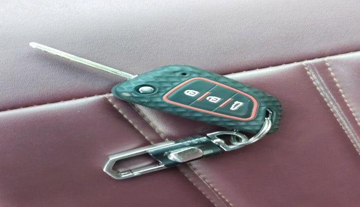 2012 Mahindra XUV500 W8, Diesel, Manual, 52,275 km, interior